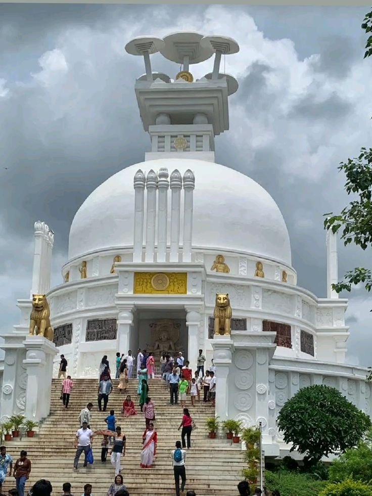 Dhauli Shanti Stupa